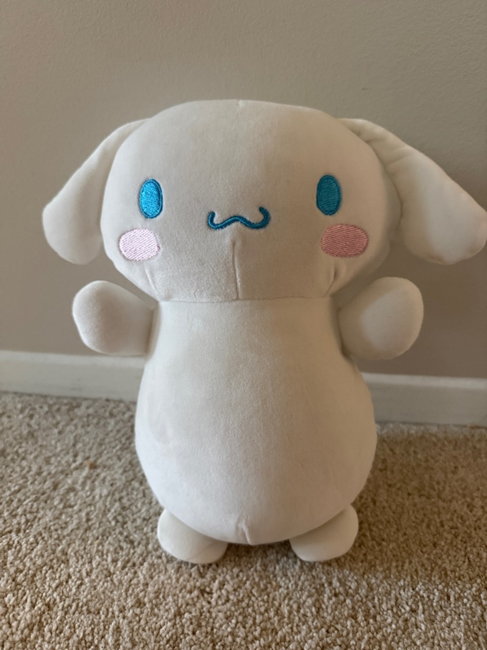 Plush Small Pets Cream Soft Toy with Blue Eyes and Pink Cheeks